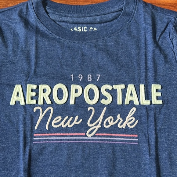 Aeropostale Classic Crew Graphic Tee Small - Picture 2 of 4